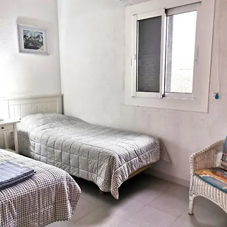 Apartment Llennaire
