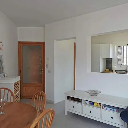 Apartment Llennaire *